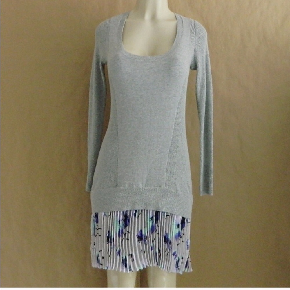 Victoria’s Secret Kiss of Cashmere Pleated Dress M